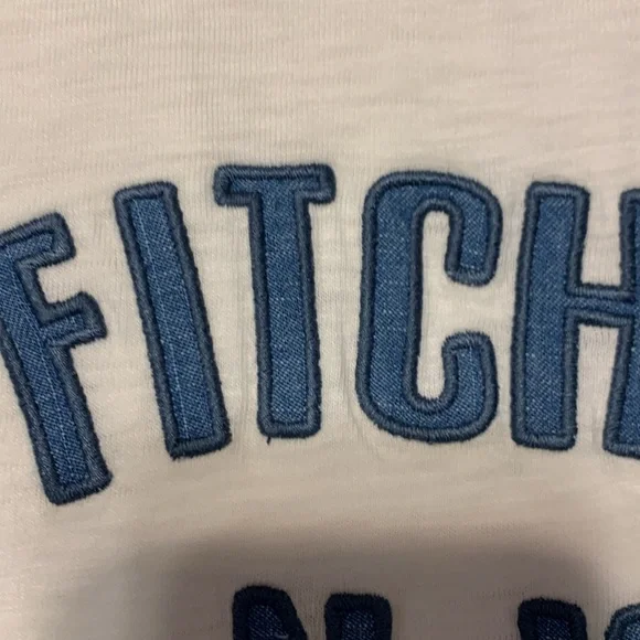 Vintage Abercrombie & Fitch Embroidered Logo Tee - Picture 3 of 13